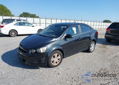 2013 Chevrolet Sonic Lt Auto z USA, uszkodzony, nr VIN 1G1JC5SB0D4121027